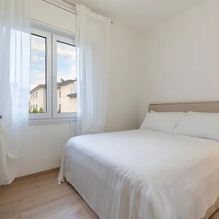 Daire Cozy In Mestre By Bricola Venedik
