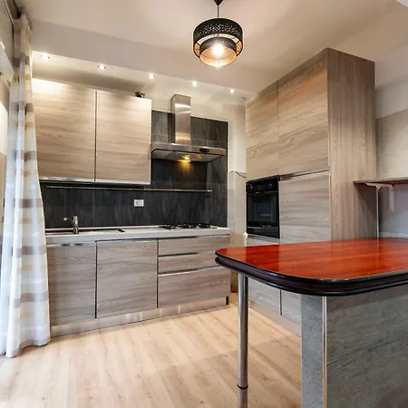 Cozy In Mestre By Bricola *